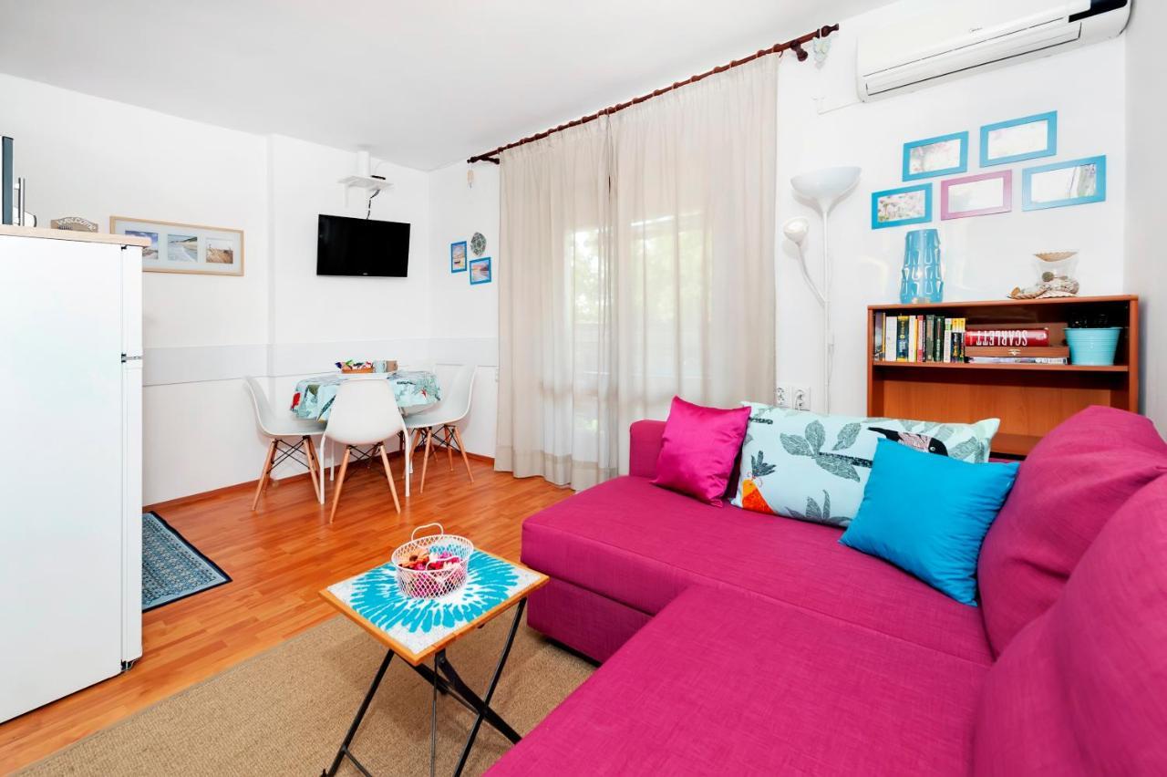Apartments Aja And Stefy 로비니 외부 사진
