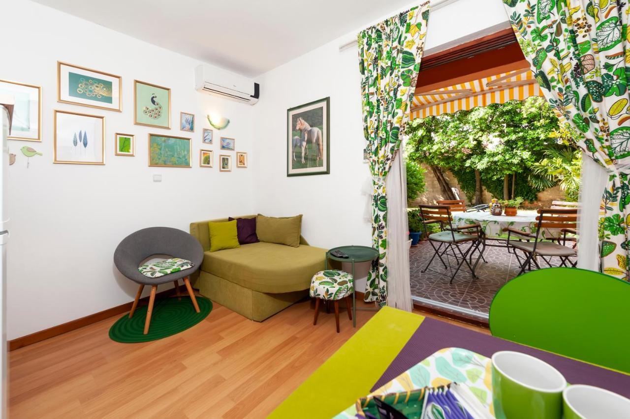 Apartments Aja And Stefy 로비니 외부 사진